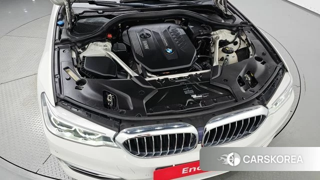 BMW 5 Series (G30) id 4785693 из Кореи 31