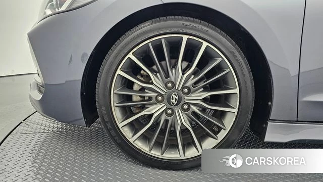 Hyundai Avante AD id 4525976 из Кореи 25