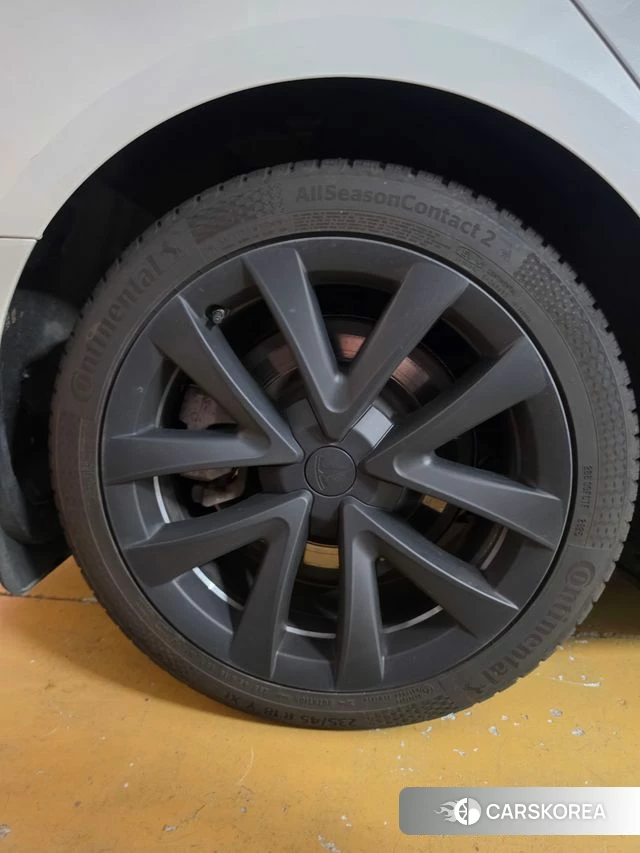 Tesla Model 3 id 4579871 из Кореи 9