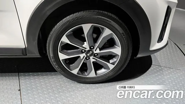 Kia Stonic id 2525701 из Кореи 15