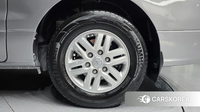 Hyundai The New Grand Starex id 4304896 из Кореи 15