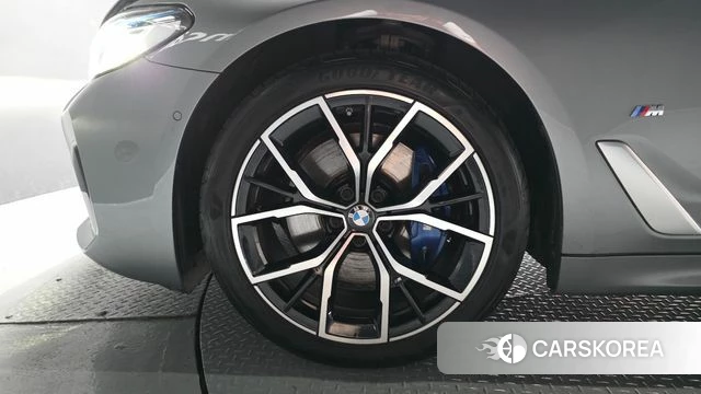 BMW 5 Series (G30) id 4665589 из Кореи 15