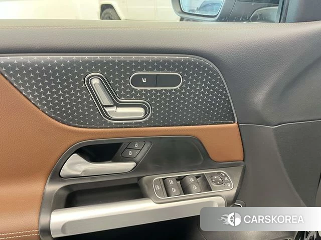 Mercedes-Benz GLB id 4274475 из Китая 14