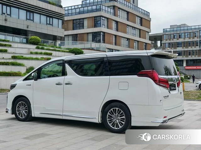 Toyota Elfa id 4300339 из Китая 7