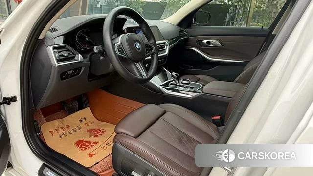 BMW 3 series 2022 Белый из Китая, фото 5