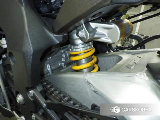 Yamaha YZF-R1M id 4229299 из Японии 29