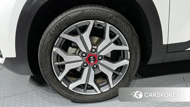 Kia Seltos id 4356440 из Кореи 26