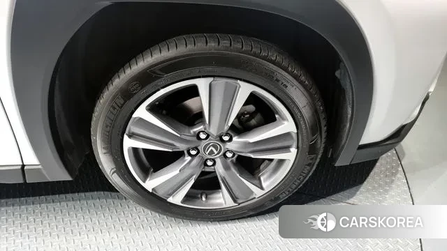 Lexus UX300e id 2889859 из Кореи 15