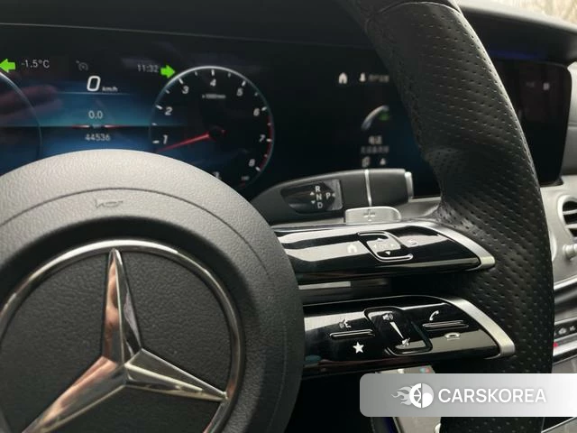 Mercedes-Benz E-class id 4297967 из Китая 12