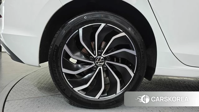 Volkswagen Golf 8th Generation id 4763787 из Кореи 15