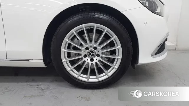 Mercedes-Benz E-Class W213 id 3787858 из Кореи 13