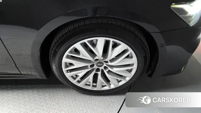 Audi A7 (4K) id 3324461 из Кореи 15