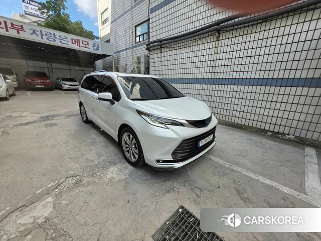 Toyota Sienna 4th Generation 2022 Белый из Кореи, фото 5