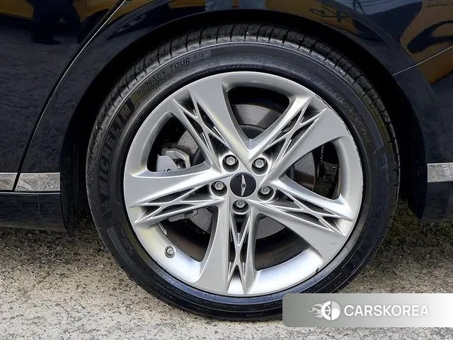 Genesis G90 (RS4) id 3263213 из Кореи 15