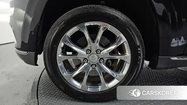 Jeep Grand Cherokee id 3269873 из Кореи 15