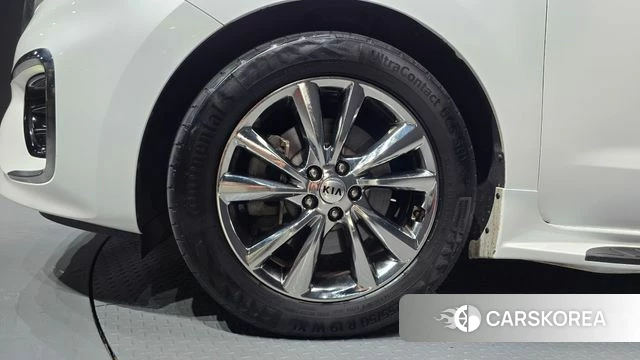 Kia The New Carnival id 4647829 из Кореи 26