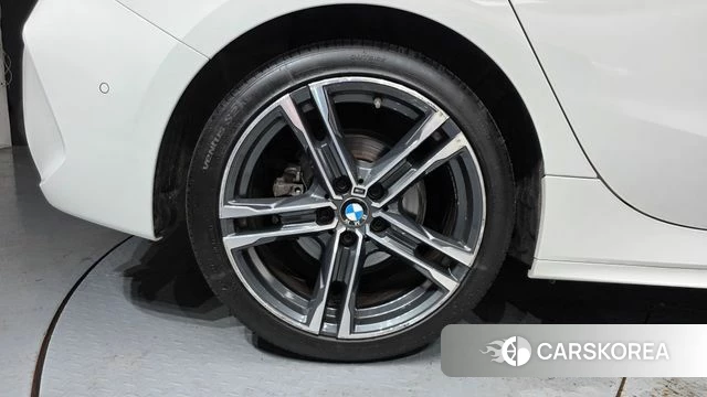 BMW 1 Series (F40) id 4754426 из Кореи 30