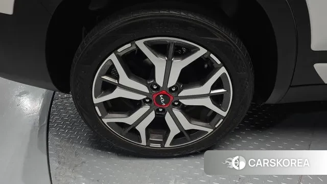 Kia Seltos id 3473067 из Кореи 15