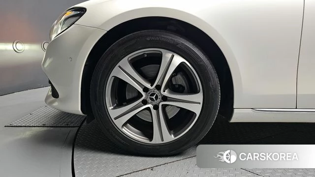 Mercedes-Benz E-Class W213 id 3899603 из Кореи 15