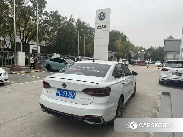 Volkswagen Lavida 2024 Белый из Китая, фото 5