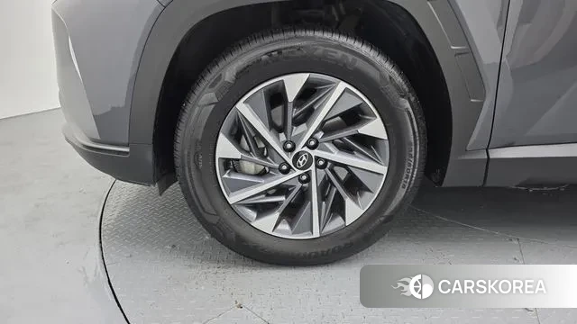 Hyundai Tucson (NX4) id 3448236 из Кореи 15