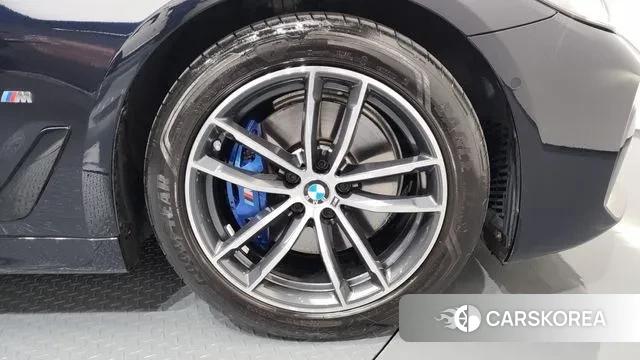 BMW 5 Series (G30) id 3354471 из Кореи 15