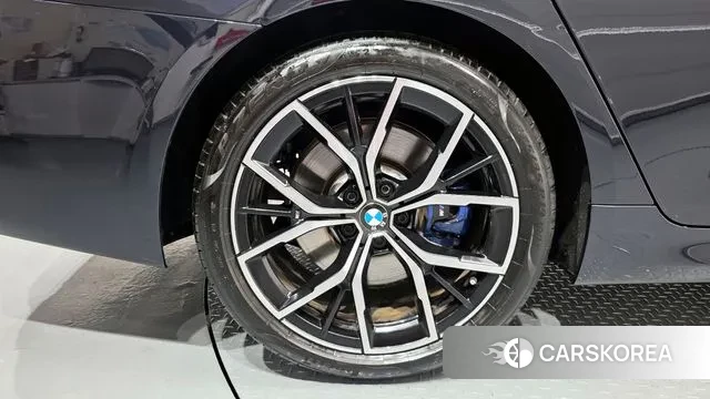 BMW 5 Series (G30) id 3273124 из Кореи 15