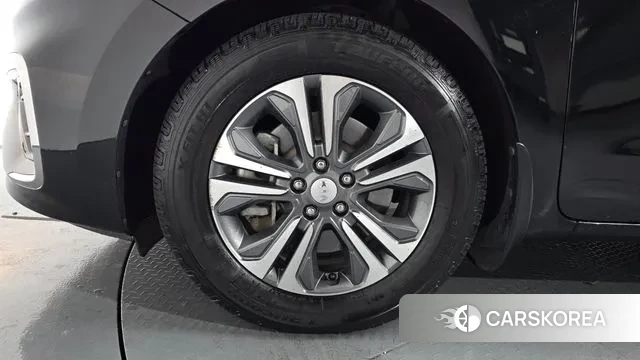 Kia The New Carnival id 3460044 из Кореи 15