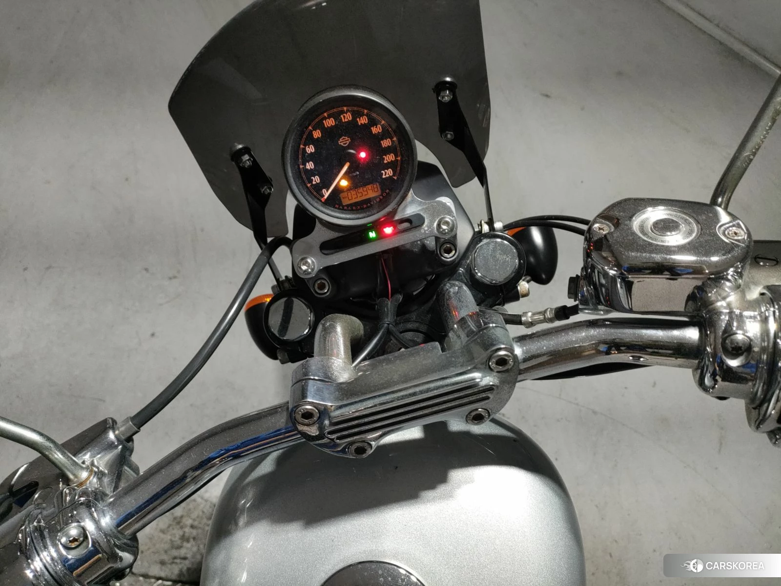 Harley-Davidson Sportster XL883N 2015 из Японии, фото 5