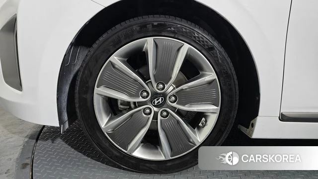 Hyundai Ionic Hybrid id 3807879 из Кореи 15