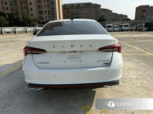 Roewe i5 2023 Белый из Китая, фото 5