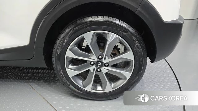 Kia Stonic id 4251150 из Кореи 25