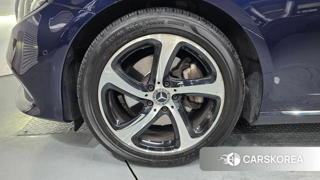 Mercedes-Benz E-Class W213 id 4637774 из Кореи 30