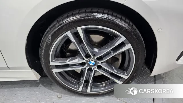 BMW 1 Series (F40) id 3006986 из Кореи 15