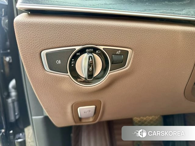 Mercedes-Benz E-class id 4219985 из Китая 19