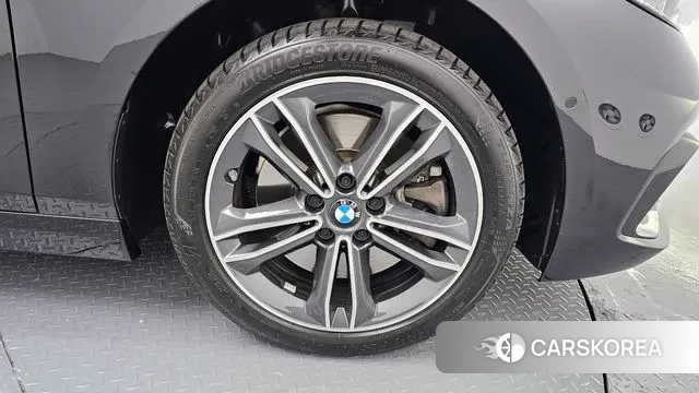 BMW 1 Series (F40) id 3389097 из Кореи 15