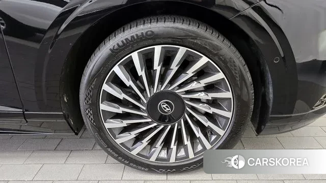 Hyundai Grandeur Hybrid (GN7) id 3360239 из Кореи 15