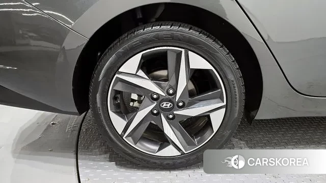 Hyundai Avante (CN7) id 3483229 из Кореи 15