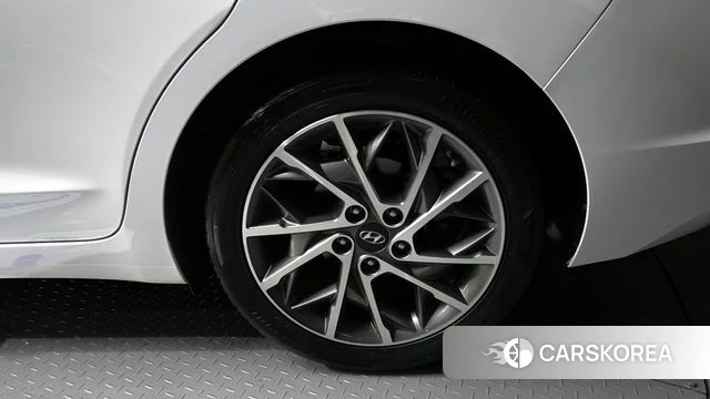 Hyundai The New Avante AD id 3905332 из Кореи 15