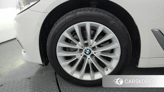 BMW 5 Series (G30) id 4318064 из Кореи 29