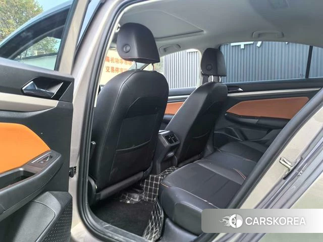 Volkswagen Bora id 4257715 из Китая 15