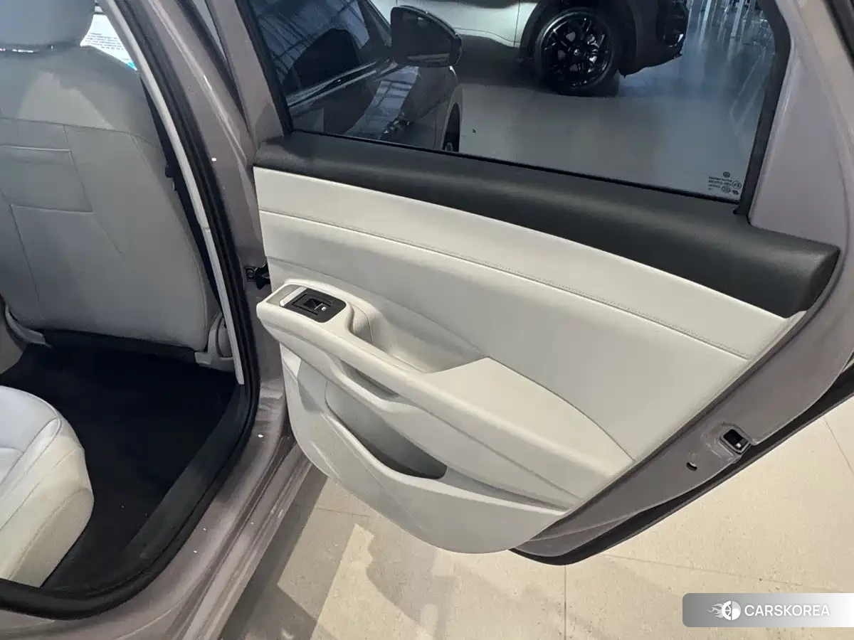 Volkswagen Lavida id 4674508 из Китая 14