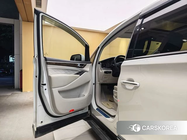 GAC Trumpchi Trumpchi M8 id 4221300 из Китая 31