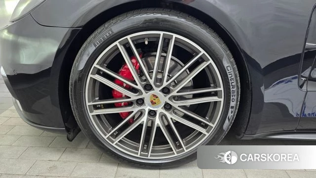 Porsche Panamera (971) id 4483142 из Кореи 26