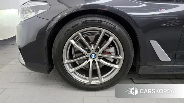 BMW 5 Series (G30) id 2970652 из Кореи 15