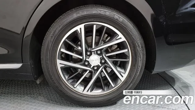 Hyundai The New Grandeur IG id 2414367 из Кореи 15