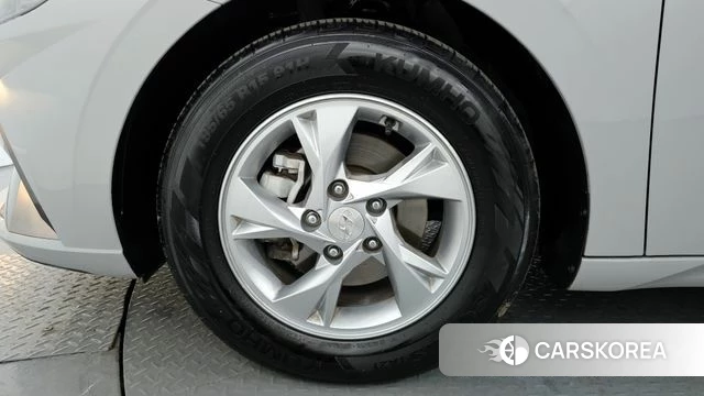 Hyundai Avante (CN7) id 3904007 из Кореи 15