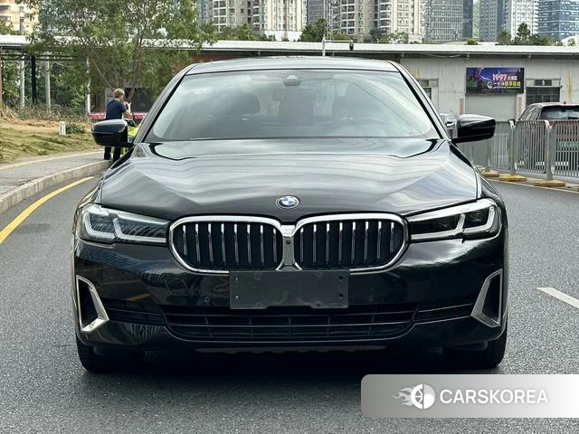 BMW 5 series 2021 Черный из Китая, фото 6