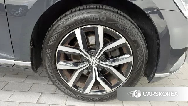 Volkswagen Passat GT (B8) id 3029490 из Кореи 15