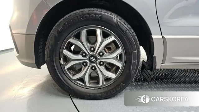 Hyundai The New Grand Starex id 3557731 из Кореи 15